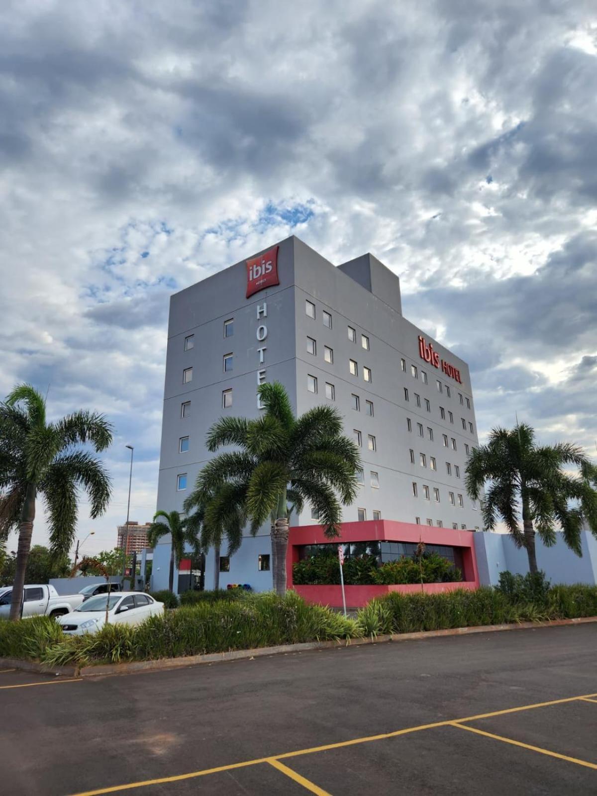ibis Jatai Hotel Bagian luar foto